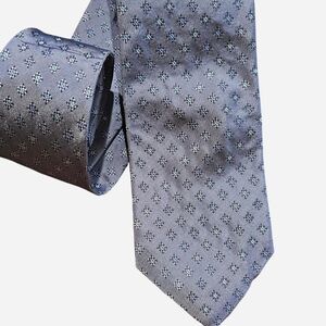Hugo Boss Blue 100% Silk Tie 58" – Classic Men's Necktie
